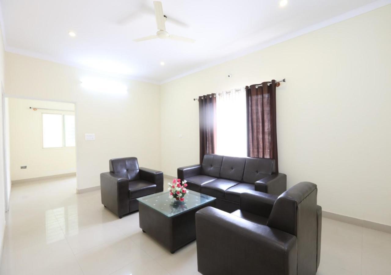 Hotel The Green Orchid Mysuru Zewnętrze zdjęcie
